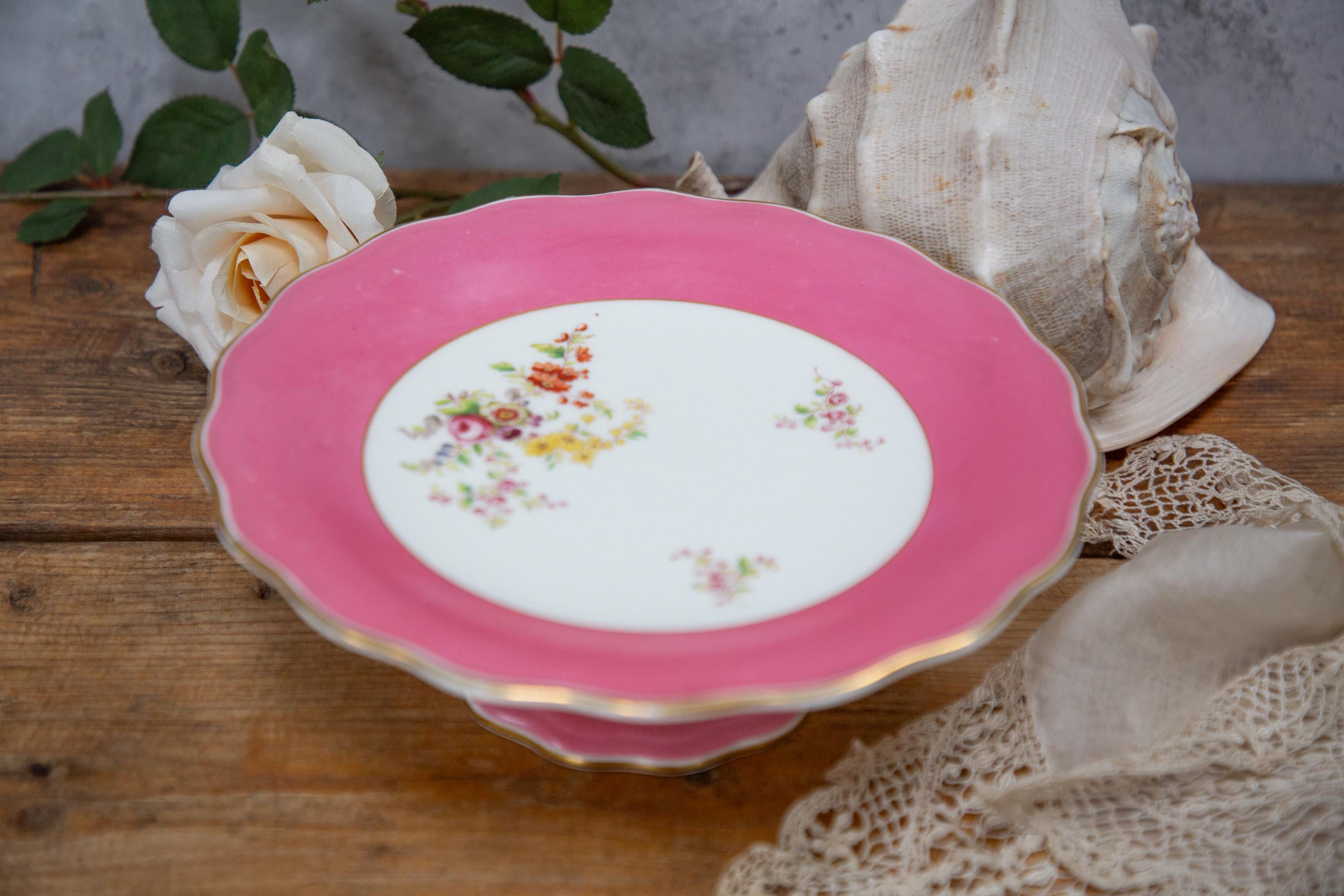 アンティークビクトリア朝のケーキスタンド：ピンクの花柄陶器、1870年