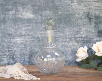 Antique Glass Wine Decanter: 750ml Carafe; 1800s Victorian Decor