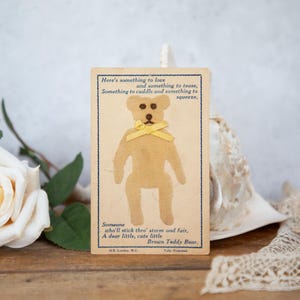 Cartolina Teddy antica. Cartolina edoardiana. Qualcosa da amare. Dorothy. HB London. Segnalibro. C1900-1909