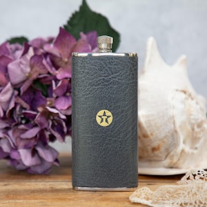 Texaco Hip Flask. Tall. Grey Leather. Stainless Steel. Screw Top. Outdoor Event. Races.  Automobilia Gift. 5floz. Vintage C1980s