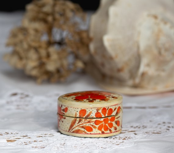 Papier-Mache Box. Orange Floral. Lidded. Lacquere… - image 5