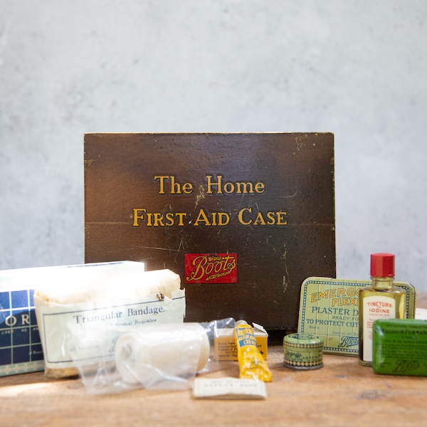 Boots Home First Aid Case. Wooden Box. Medicine Chest. Original Medicines. Bandages. Paperwork. Vintage Decor 1930s