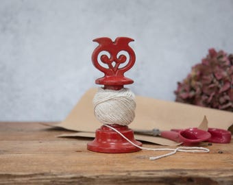 Owl String Dispenser & Cutter. Red. Robert Welch. Cast Iron. Adjustable Holder. Vintage Office Kitchen Decor C1980s