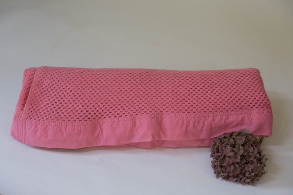 Lan air cell blanket hot sale