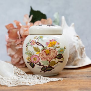 Vintage Sadler Ginger Jar.  Ceramic Bon Bon Pot. With Lid. Cream Pink Green Black Floral Vase. Staffordshire China. C1950s. 1960s