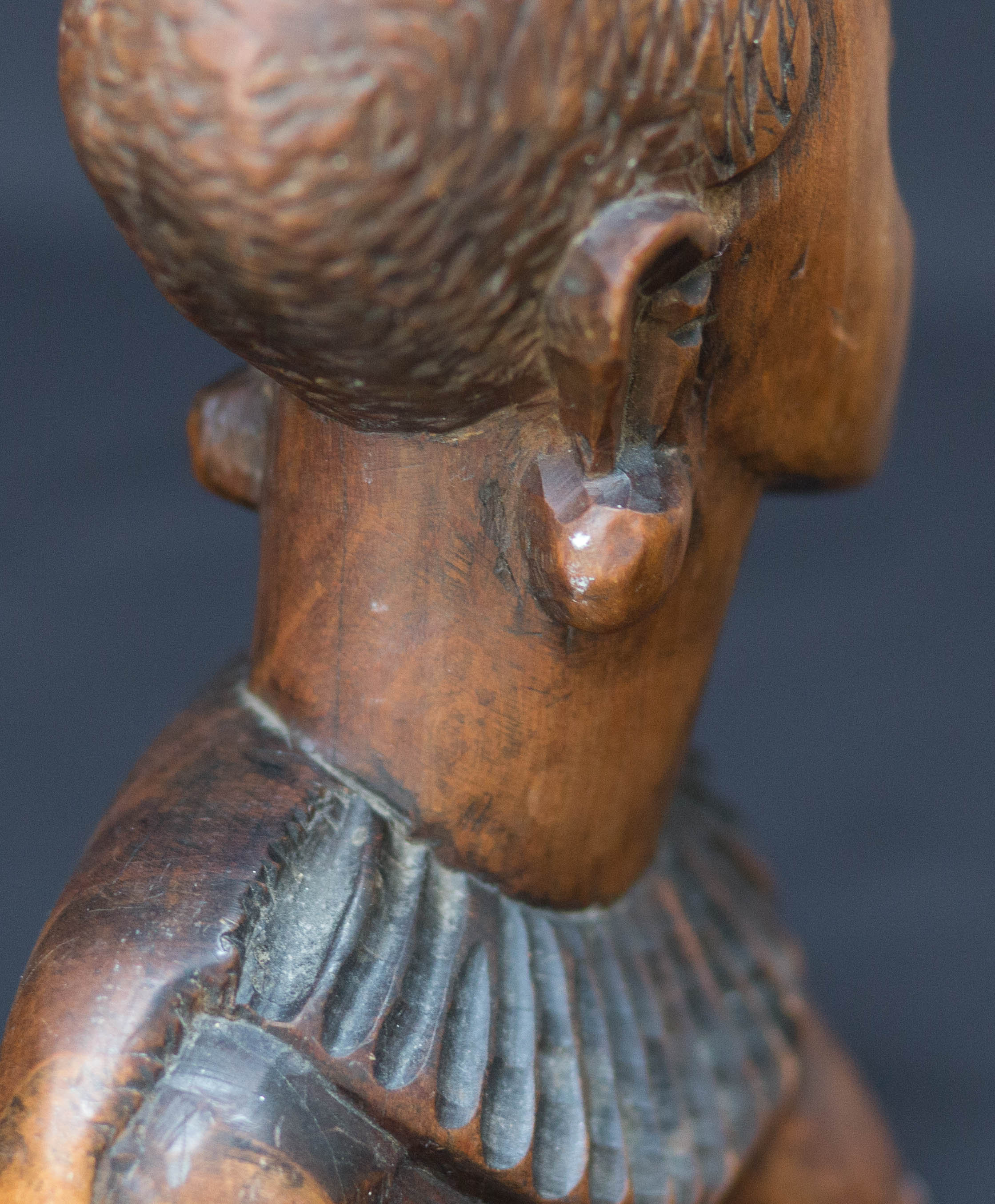 アフリカの木製女性像：ペア、2体；胸像、1960年代のヴィンテージ装飾