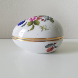 Vintage Egg Bonbon by Herend in Printemps Pattern, Hand-painted & Crafted in Hungary Porcelain, Collectible Egg, Vintage Porcelain, Floral
