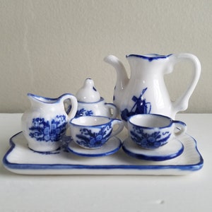 Vintage Porcelain Dollhouse Teapot Set, Blue and White Teapot Set with Tray, Vintage Porcelain, Vintage Dollhouse Accessories, *Please read*