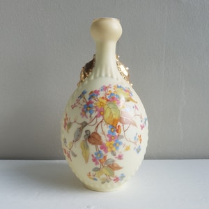 Antique Floral Vase by Rudolstadt, Rudolstadt German Porcelain, Antique Hand-painted Porcelain, Antique Vase, Antique Home Decor, 1924