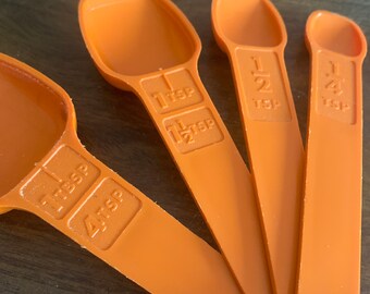 Lot de 5 cuillères doseuses en plastique de 100ml ... - Grandado