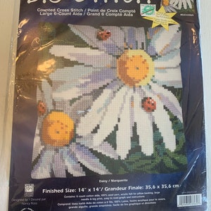 JanLynn Big Stitch Kit Daisy / Marguerite White Yellow Flower Pillow Counted Cross Stitch Kit Large 6-Count Aida