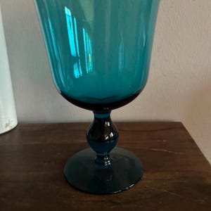 MCM Morgantown Peacock Blue Glass Urn Vase with Ball Stem 8” Vintage Art Glass Mid Century Set 1960s Decor MCM Beach Cottage Decor