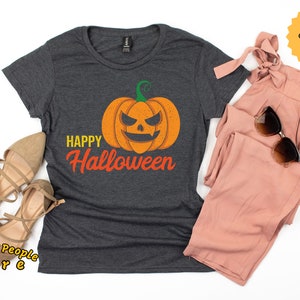 Happy Halloween Pumpkin T-Shirt / Women Men Unisex Scary Pumpkin Shirt / It&#39;s Halloween Shirt / Scary Pumpkin Shirt / Custom Halloween Shirt
