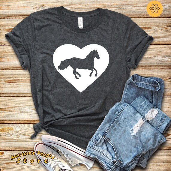 Horse Lover T Shirt Gift for Women | Equestrian Love Heart T-shirt For Mom / Daughter / Teen Girl | Female Birthday Clothing Idea For Her