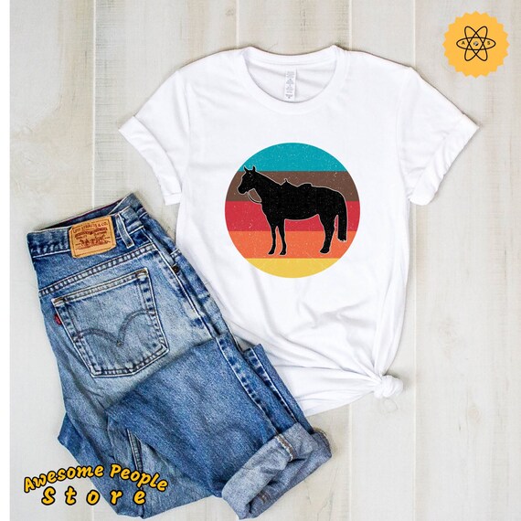 Vintage Horse Lover T Shirt Gift for Women, Vintage Horse, Equestrian Love Heart T-shirt, Mom, Daughter, Teen Girl, Female Birthday Idea Her