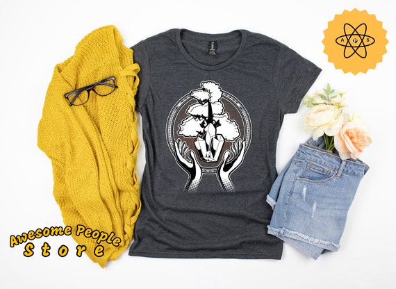 Yoga Top Yoga Shirt / Wanderlust T Shirt / Bohemian Boho Tee / Hiker Shirt / Hippie Shirts Yoga Clothes /Nature Lovers Gift /Travel Shirt