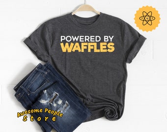 Camisa de Gofres, Powered By Waffles, Amante de los Gofres, Camisa de Desayuno, Camiseta de Evento de Brunch, Reunión de Amigos de Waffles, Regalo de Gofres, Fiesta de Gofres