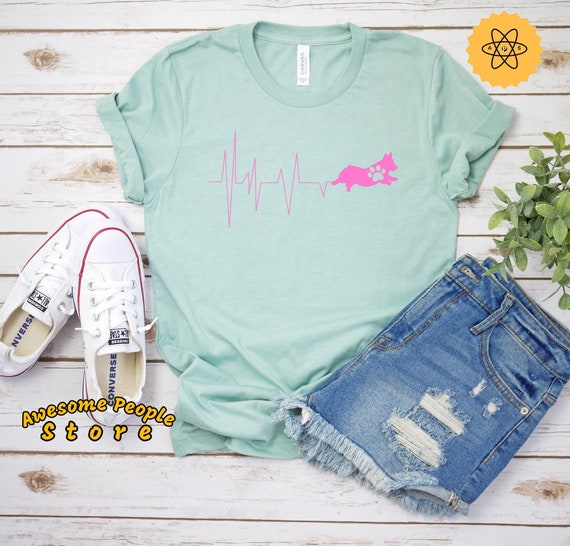 Paw Shirt, Paw Heartbeat, Veterinarian Shirt, Veterinarian Tee, Vet Tee, Veterinarian School, Vet School, Veterinarian Gift, Sweatshirt