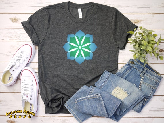 Mandala Tshirt / Yoga Lover Shirt / Mandala T Shirt / Yoga Top / Yoga Gifts
