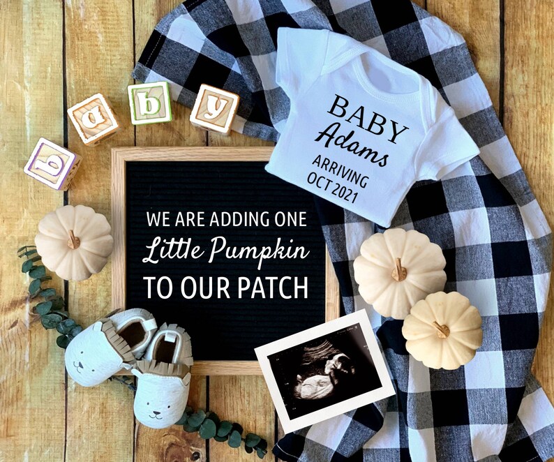 Download Top 9 Printable Pregnancy Announcements For Expecting Moms