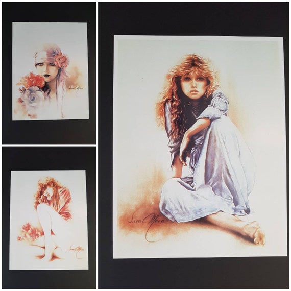 鏡 Sara moon melanie Melanie by Sara Moon now available to