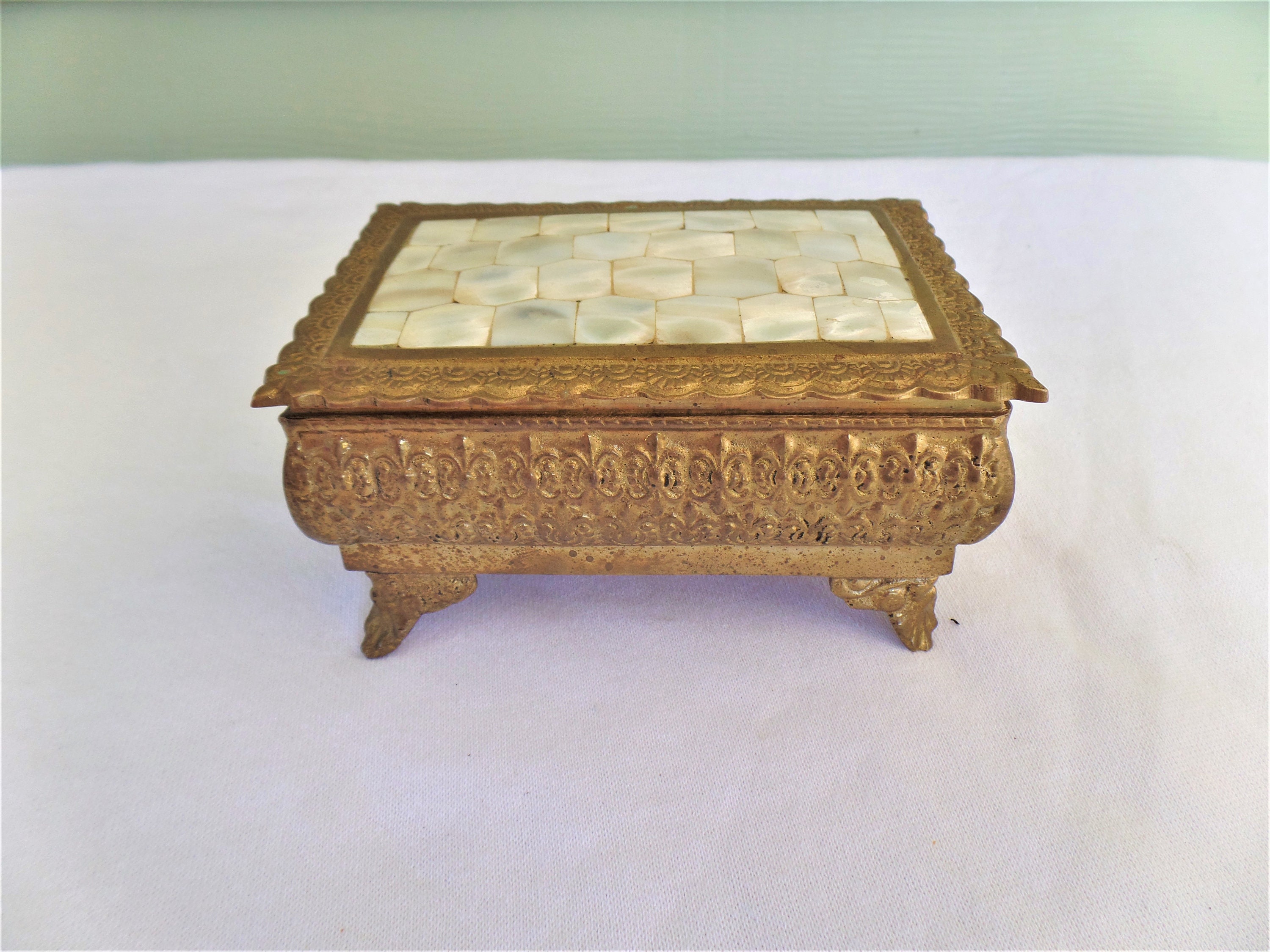 Vintage Brass & Shell Hinged Trinket Box Vintage Brass Etsy
