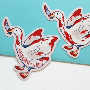 Gänseaufkleber, niedlicher Gore-Aufkleber, Vögel mit Messer, albernes Gans-Kunstwerk, Gans-Geschenke, freche Vögel, Halloween-Aufkleber, Vogel-Wortspiel, Horror-Kunst