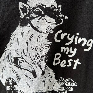 Top corto de mapache, camiseta de panda basurero, camiseta "Intentando lo mejor que puedo", camisetas de patinaje, camisetas cortas bonitas, camisetas estampadas, mapache divertido, llorón imagen 3