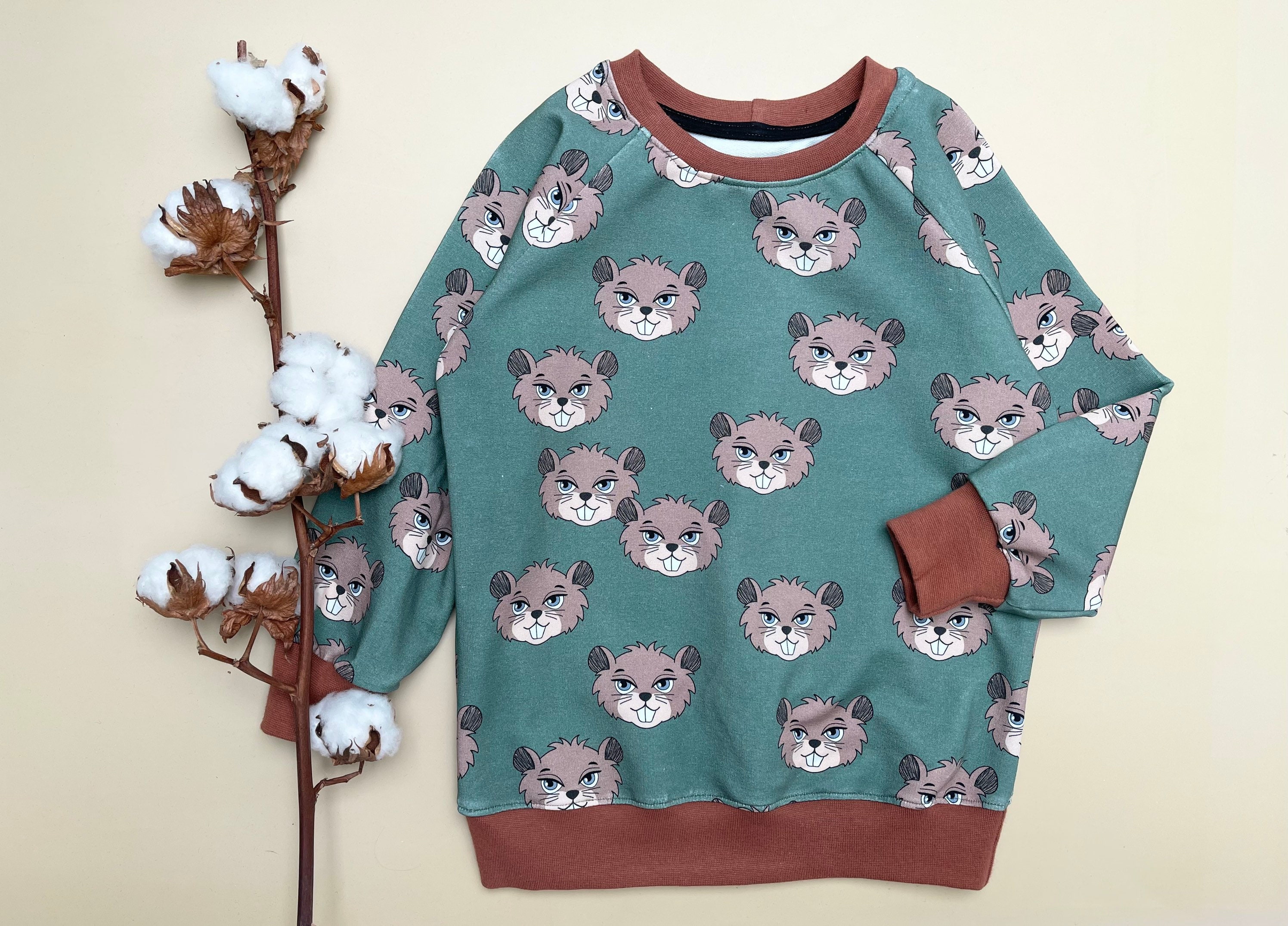Beaver sweatshirt
