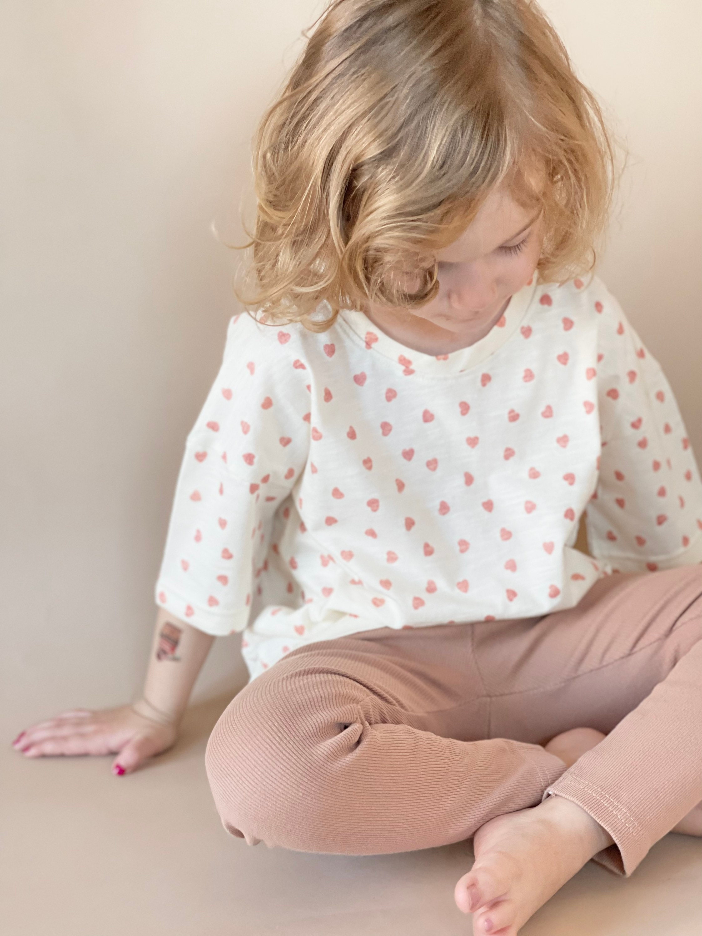 T-shirt hearts slubjersey beige glitter