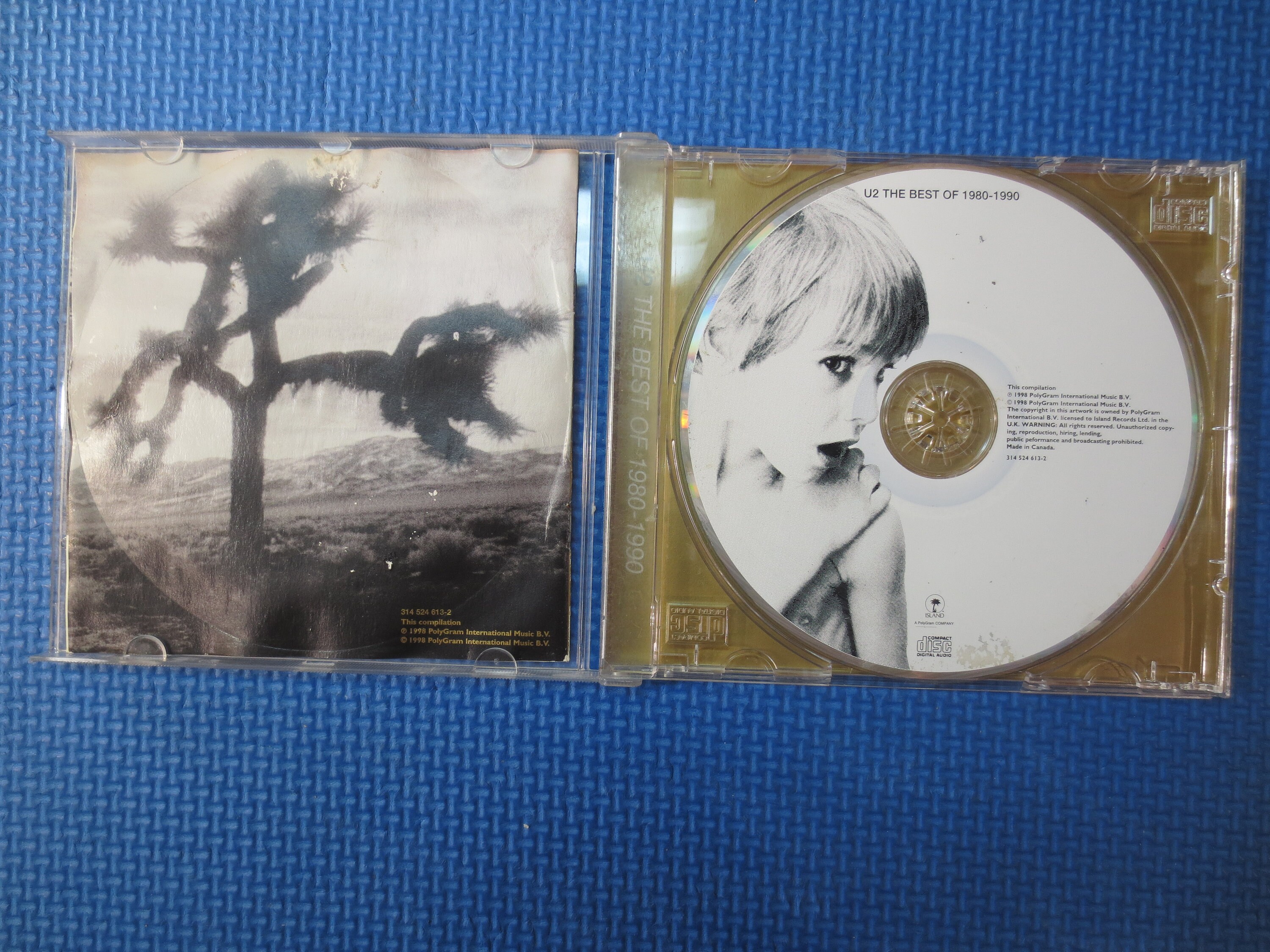 Vintage Cd's, U2, BEST of Album, U2 Cd, U2 Compact Disc, U2