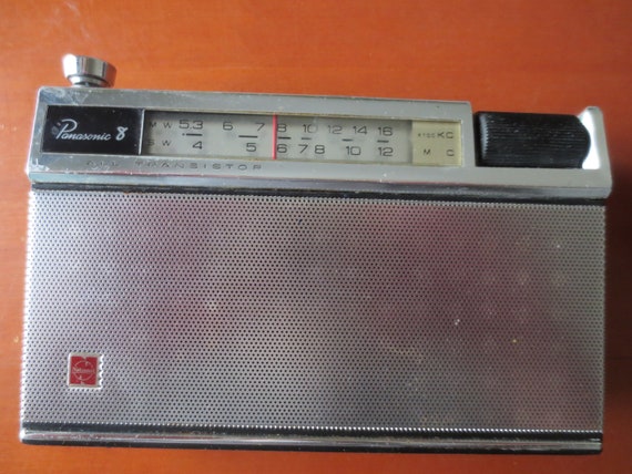 Vintage RADIO, PANASONIC 8, TRANSISTER Radio, 1962 Radio, 2