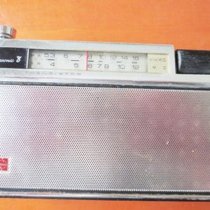 Vintage RADIO, PANASONIC 8, TRANSISTER Radio, 1962 Radio, 2 Band Radio, Am Radio, Short Wave Radio, Antique Radio, Panasonic Radio, Radios
