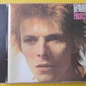 Vintage Cds, DAVID BOWIE, SPACE Oddity, David Bowie Cd, David Bowie Albums, David Bowie Music, David Bowie Songs, Cds, 1990 Compact Discs