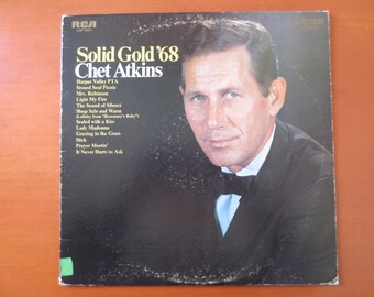 CHET ATKINS, Solid Gold '68, Vintage Album, 1968 Record, Vinyl Lp