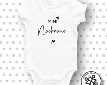 BABYBODY Mini Nachname | personalisierbar | Schwangerschaftsverkündung | Babygeschenk | Geschenk | Schwangerschaft | Geburtsgeschenk | Taufe