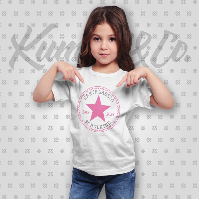 Kinder T-Shirt zum Schulstart / ideales Geschenk zur Einschulung / Für stolze Schulanfänger / T-Shirts für Mädchen Bild 2