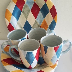Dish Set TableTops Unlimited Colorful Mardi Gras with Seven Pastel Diamonds