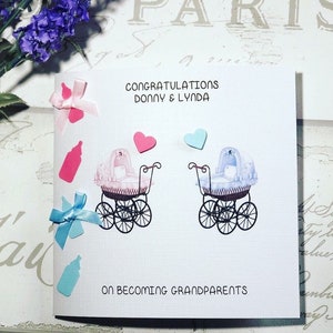 Twins New Born-kaart gefeliciteerd met het feit dat je grootouder(s) bent geworden van een tweeling