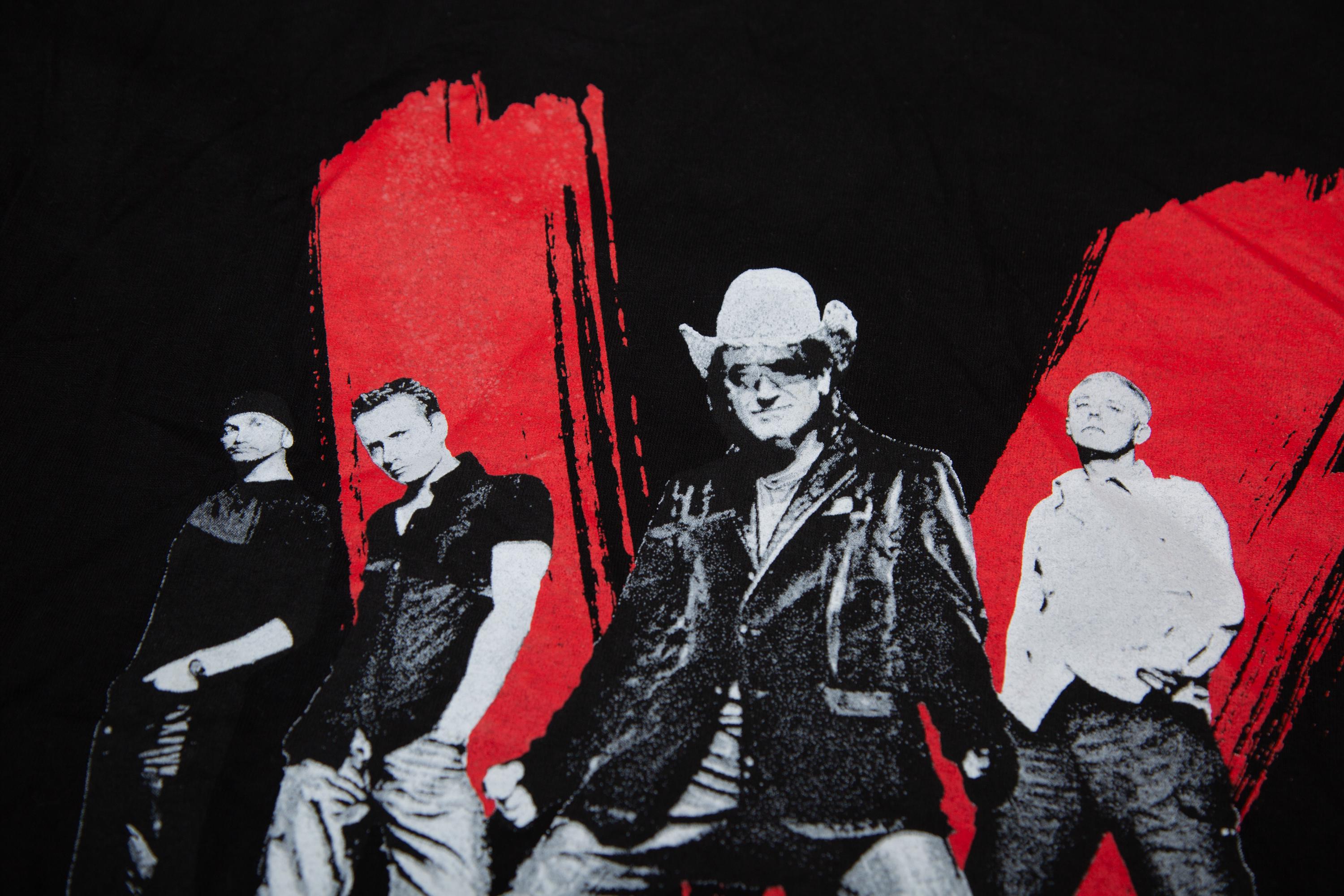 Vtg U2 Vertigo 2005 USA Tour Rock Band Black T-shirt, Made in USA