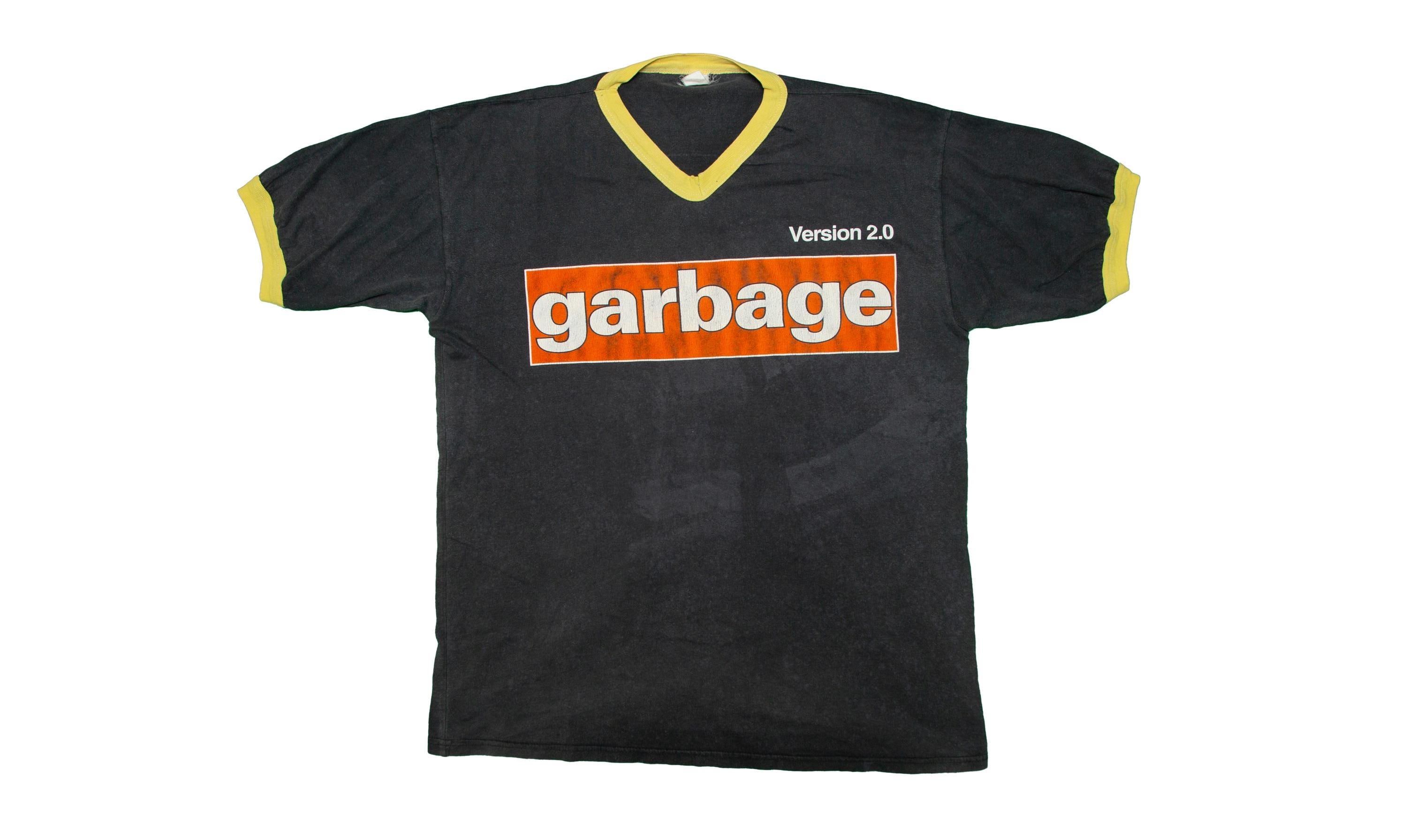 Vtg & Very Rare GARBAGE Version 2.0 UK Tour Rock Music Band V-neck