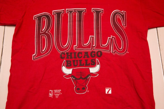 Vtg Chicago BULLS Logo 7 NBA Basketball Team 90's Single Stitch
