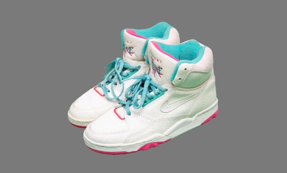 Zapatillas de tenis NIKE Flare Court 1990 de cana alta para mujer blancas y rosas antiguas
