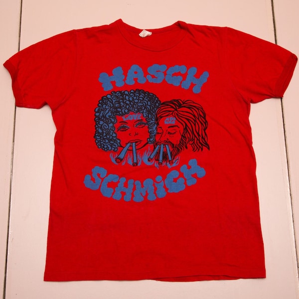 Vtg & very rare HASCH SCHMICH 70's stoner tee Love - No War red hippie t-shirt, Freizeit Look, sz men's Small or women's Medium