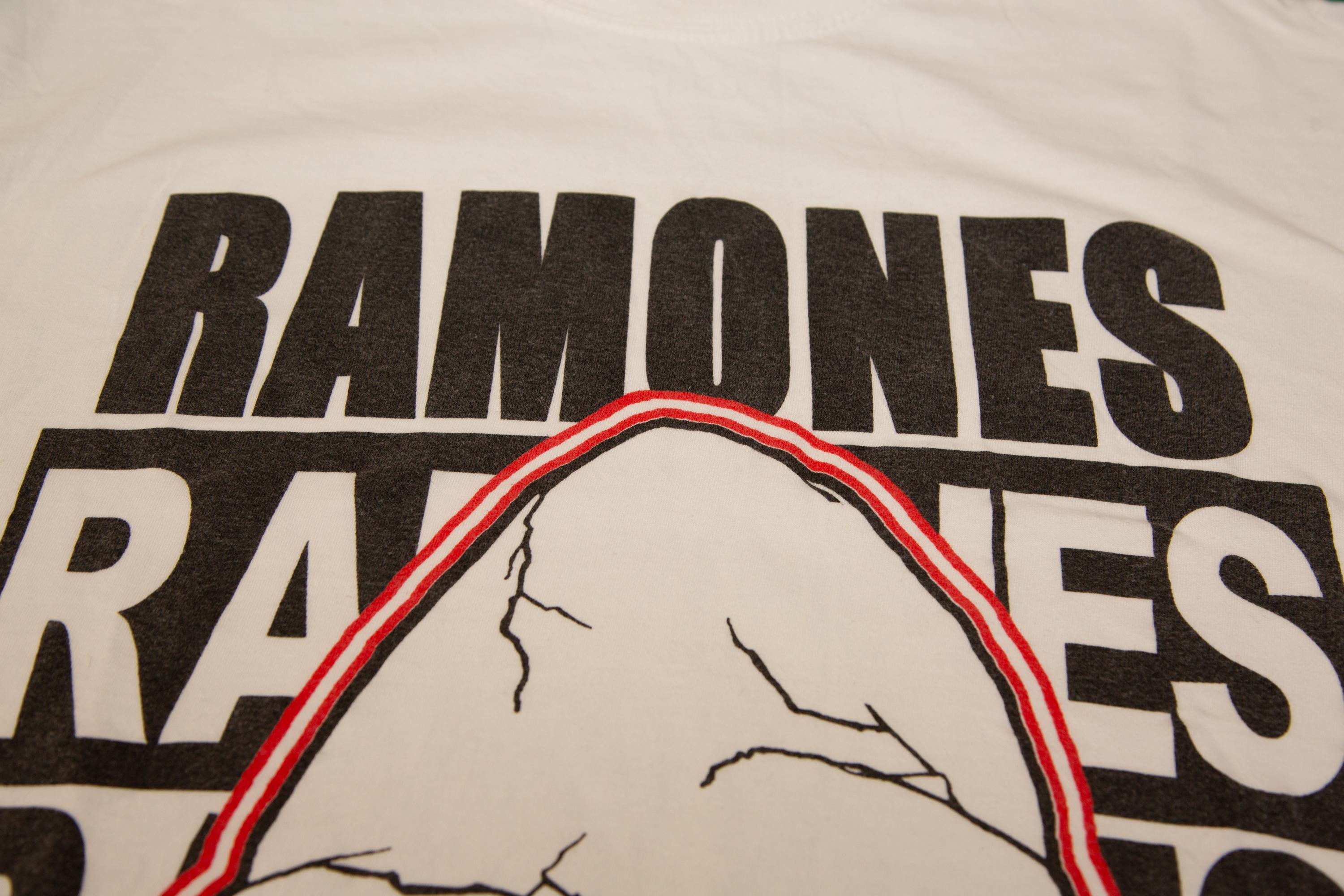 T-shirt Ramones 1234 Manches Courtes – Noir – Taille S – Coton – Fabriqué Au Mexique