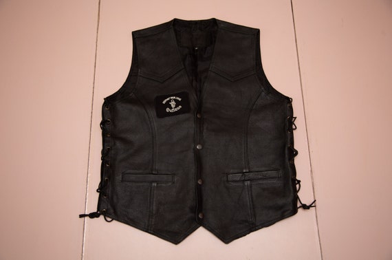 Outlaws vest shop