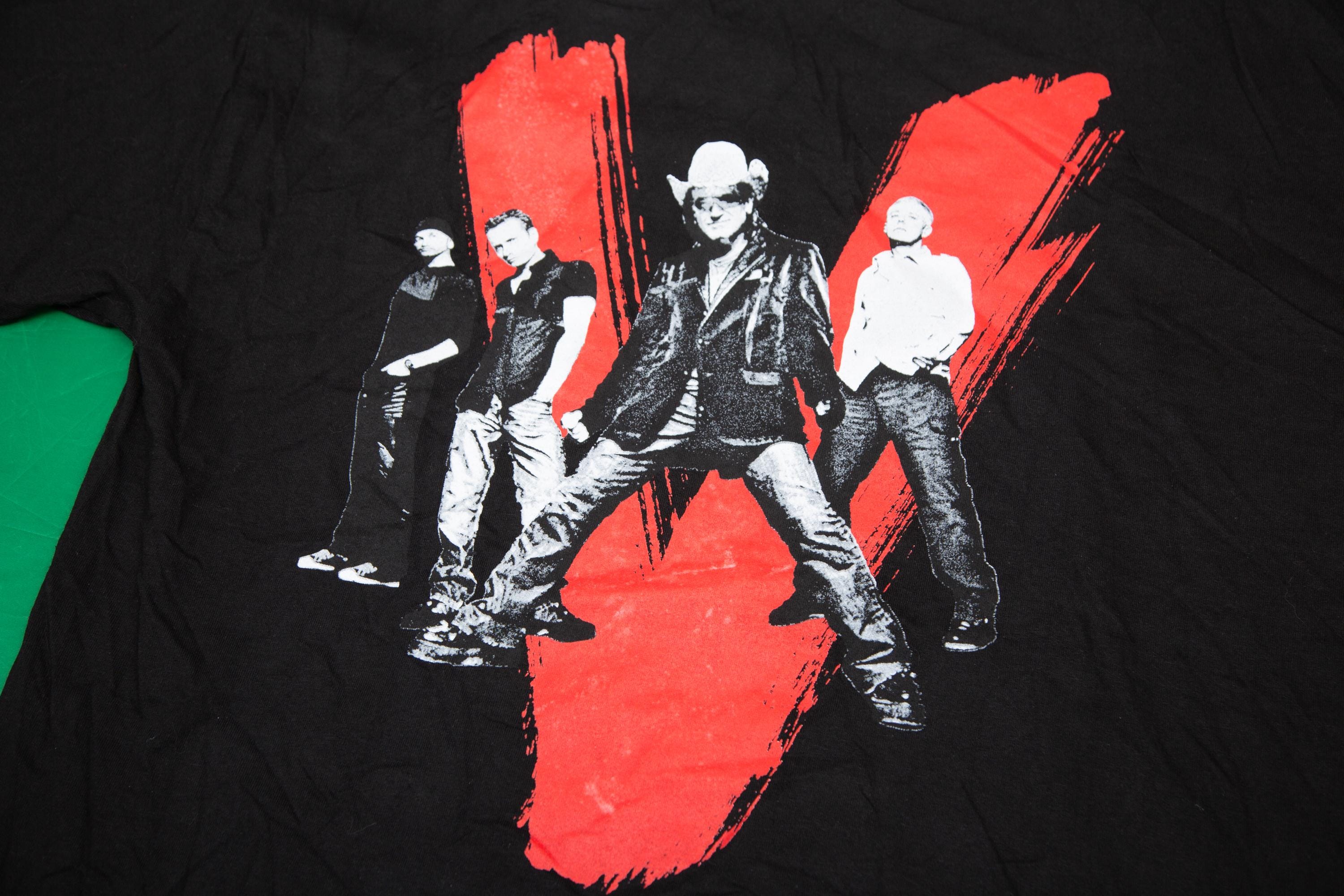 Vtg U2 Vertigo 2005 USA Tour Rock Band Black T-shirt, Made in USA