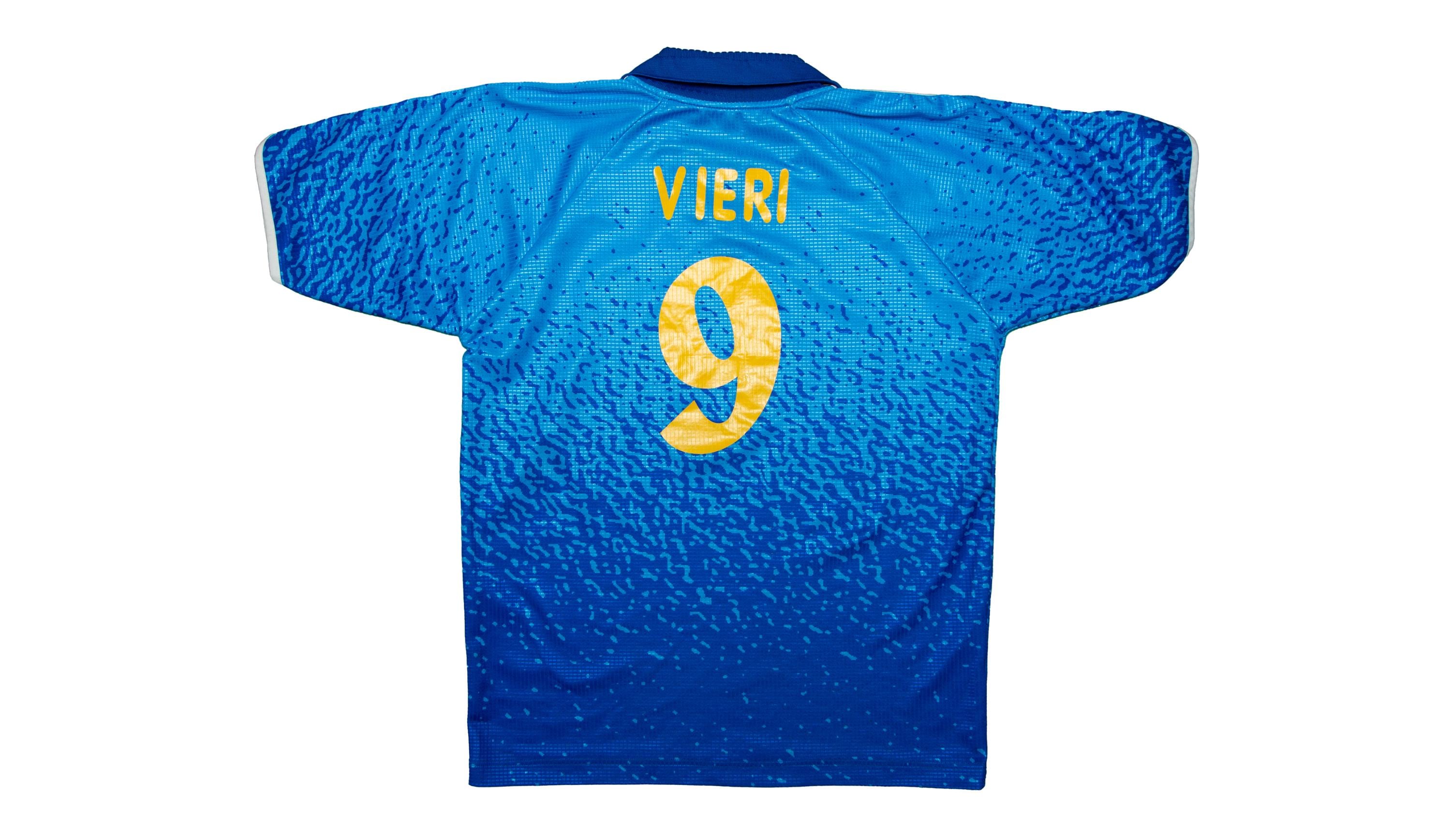 Vtg ITALIA Christian Vieri #9 Diadora per Ferrero Soccer/football