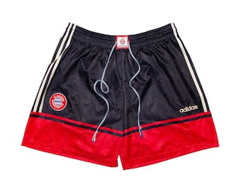 Vtg ADIDAS fc Bayern Munich München 1997-99 home German Bundesliga dark blue football/soccer shorts, made in England, sz men's X-Large