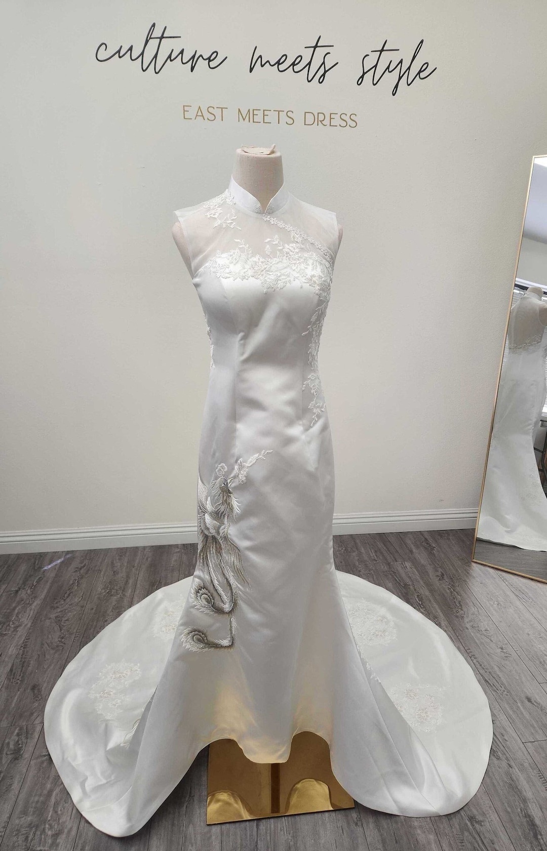 White Chinese Wedding Dress, Modern Cheongsam, Custom Qipao, Hand  Embroidered, Chinese Tea Ceremony Dress, Dragon Phoenix Floral Embroidery 